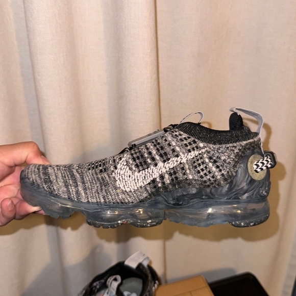 Nike air vapor max 2020 youth size 4 - Picture 4 of 6